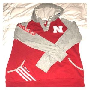 Nebraska hooded sweatshirt with buttons
